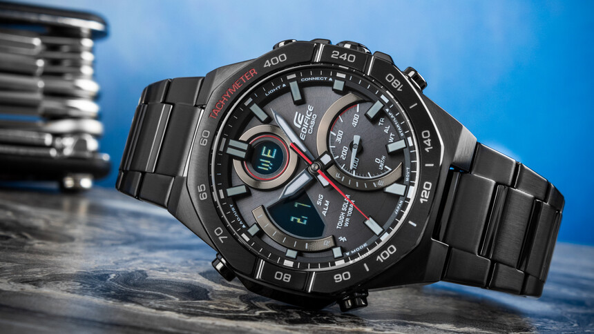 ECB-950 w czarnym wydaniu.