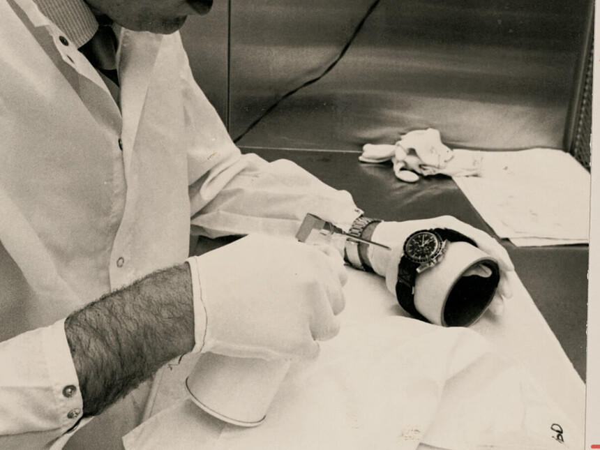 Testování hodinek pro NASA. Foto: