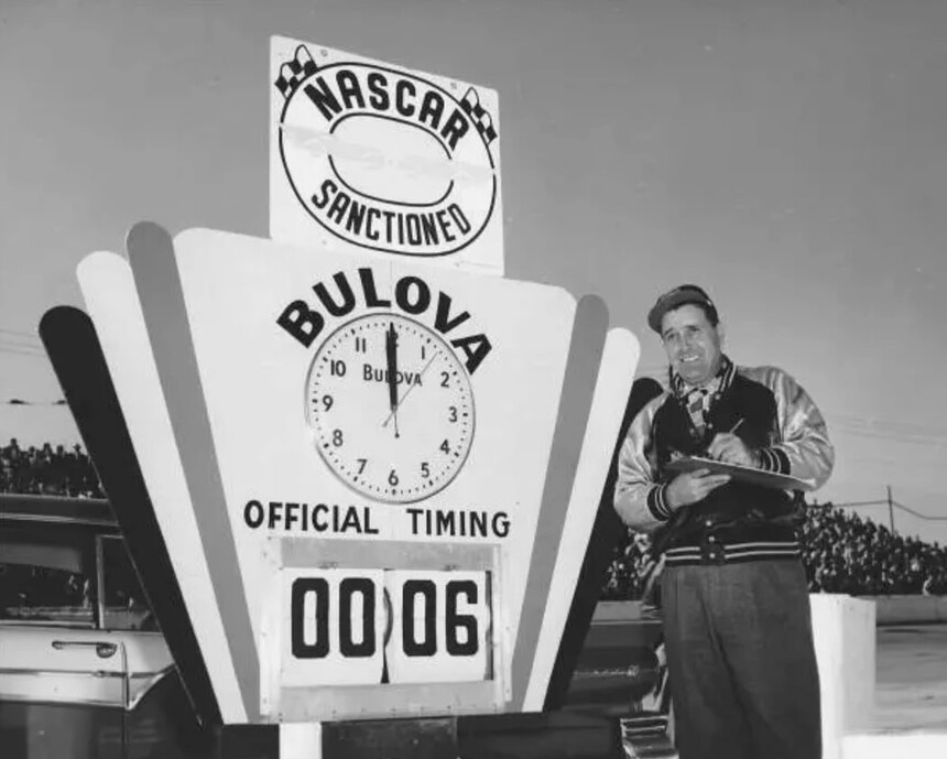 Bulova jako oficjalny dostawca pomiaru czasu wyścigów NASCAR. Źródło: www.bulova.com