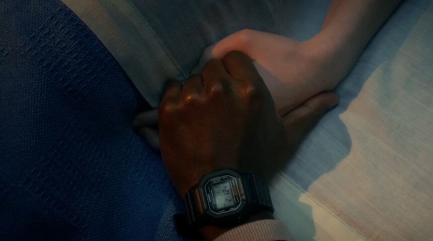 Klasyczne G‑Shocki nosi postać Lucasa.