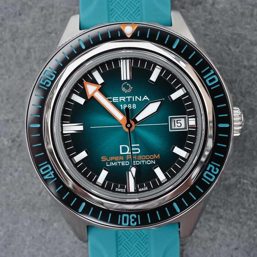 Źródło: https://monochrome-watches.com