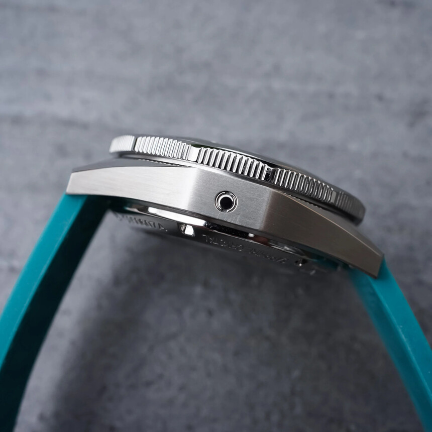 Źródło: https://monochrome-watches.com