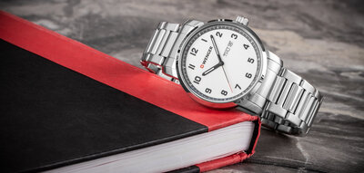 Wenger Attitude Quartz 01.1541.120