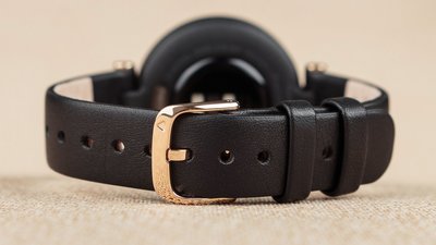 Garmin Lily Classic Cream Gold / Black, Leather Band