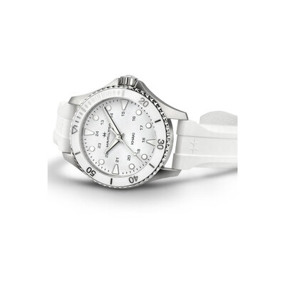 Hamilton Khaki Navy Scuba Quartz H82221310