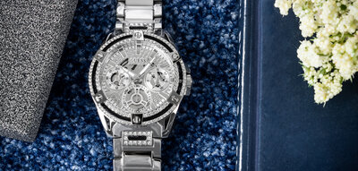 Guess Queen GW0464L1