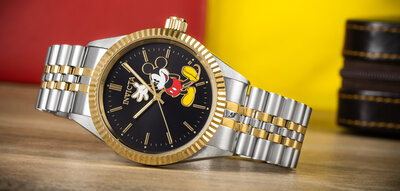 Invicta Disney Quartz 43mm 43873 Mickey Mouse