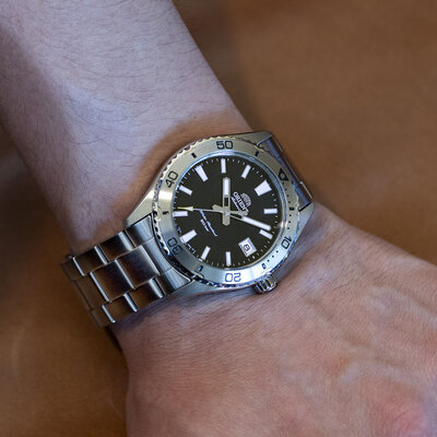 Orient Sports Mako 40 Automatic RA-AC0Q01B30B