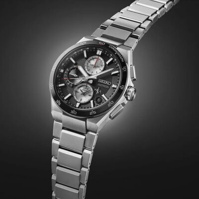Seiko Astron Solar GPS Chronograph SSH151J1 "Night Black"