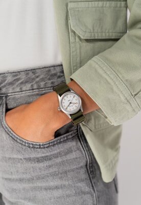 Hamilton Khaki Field Quartz H69301910