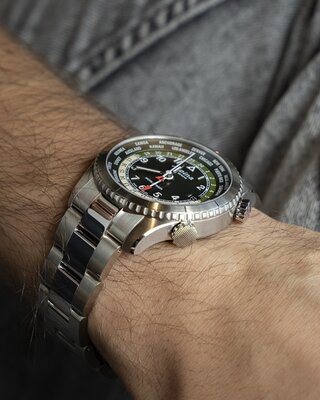 Alpina Startimer Pilot Quartz Worldtimer AL-255GR4S26B