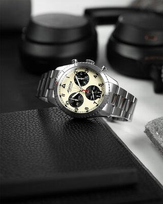 Alpina Startimer Pilot Quartz Chronograph Big Date AL-372WB4S26B