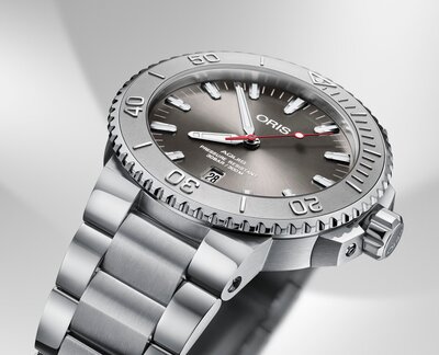 Oris Aquis Date Relief Automatic 01 733 7730 4153-07 8 24 05PEB