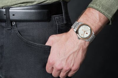 Rado HyperChrome Classic Automatic R33100013