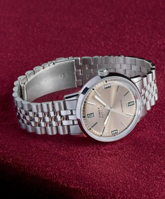 Timex Marlin TW2W59200UK