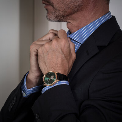 Perrelet Weekend Open Heart A1303/4