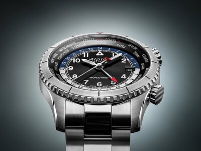 Alpina Startimer Pilot Quartz Worldtimer AL-255B4S26B