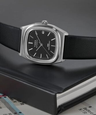 Timex E-Line Reissue TW2Y07500UK