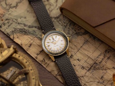 Rado Captain Cook Over-Pole R32193018 Limited Edition 1962 pcs (+ zapasowy pasek i etui podróżne)