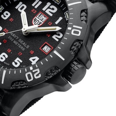 Luminox Navy Seal 4230 Series XS.4231.SET (+ zamienny pasek)