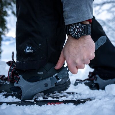 Luminox Navy Seal 4230 Series XS.4231.SET (+ zamienny pasek)