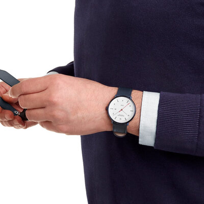 Mondaine Doppio Solar MLE.41910.LQV