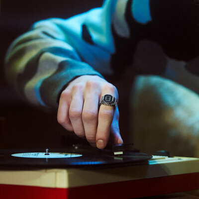 Casio CRW-001-1ER Ring Watch