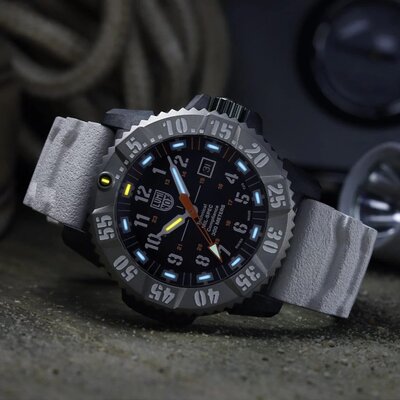 Luminox Mil Spec XL.3359.SET (+ zamienny pasek)