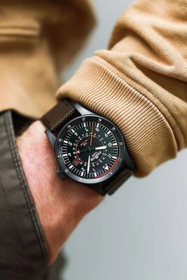 Fortis Flieger F-43 Triple-GMT Automatic COSC Chronometer F4260004 Limited Edition 100pcs (+ zamienny pasek)