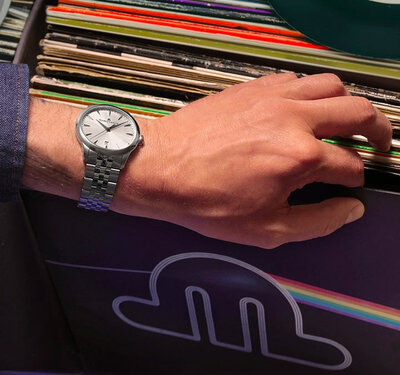 Maurice Lacroix 1975 Quartz Date 751007-SS002-130-1