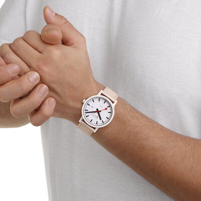 Mondaine Essence Quartz Solar MS1.41910.LA