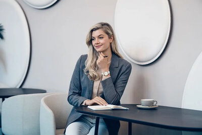 Wenger Urban Donnissima Quartz 60.1721.119 (+ zamienny pasek)