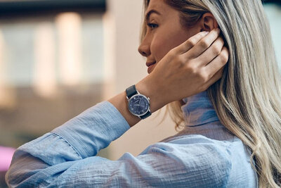 Wenger Urban Donnissima Quartz 60.1721.120 (+ zamienny pasek)