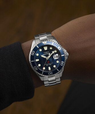 Timex Deepwater Meridian 200 Quartz TW2W81900UK