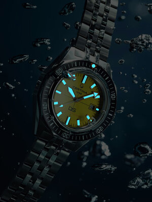 Certina DS Super PH2000M Automatic Powermatic 80 C050.607.44.361.02 (+ zamienny pasek)