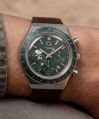 Timex Q Timex Reissue x Peanuts Snoopy Quartz Chronograph TW6A04400UK