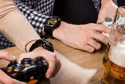 Casio G-Shock Original GA-110GB-1AER Black & Gold Special Edition