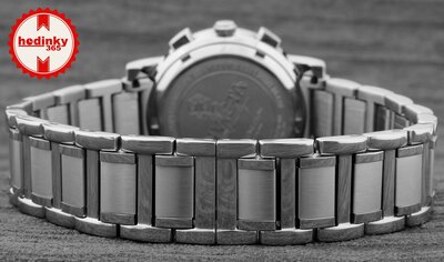 Invicta Wildflower Quartz 33mm 4718