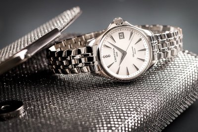 Certina DS Action Lady Quartz Precidrive COSC Chronometer Diamonds C032.051.44.036.00