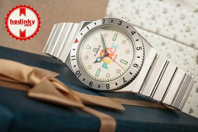 Timex x CocaCola Q Reissue TW2V25800QY