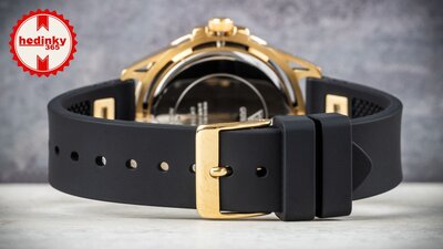 Guess Queen GW0536L3