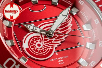 Invicta NHL Detroit Red Wings Quartz 42256
