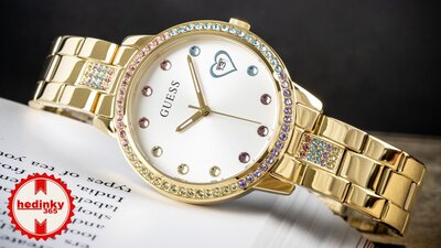 Guess Three Of Hearts GW0657L2