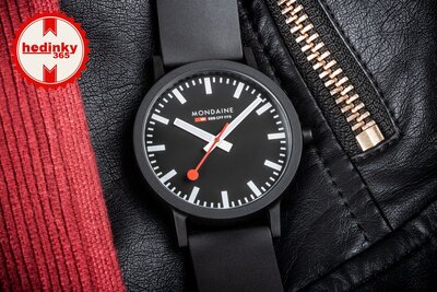 Mondaine Essence Quartz MS1.41120.RB